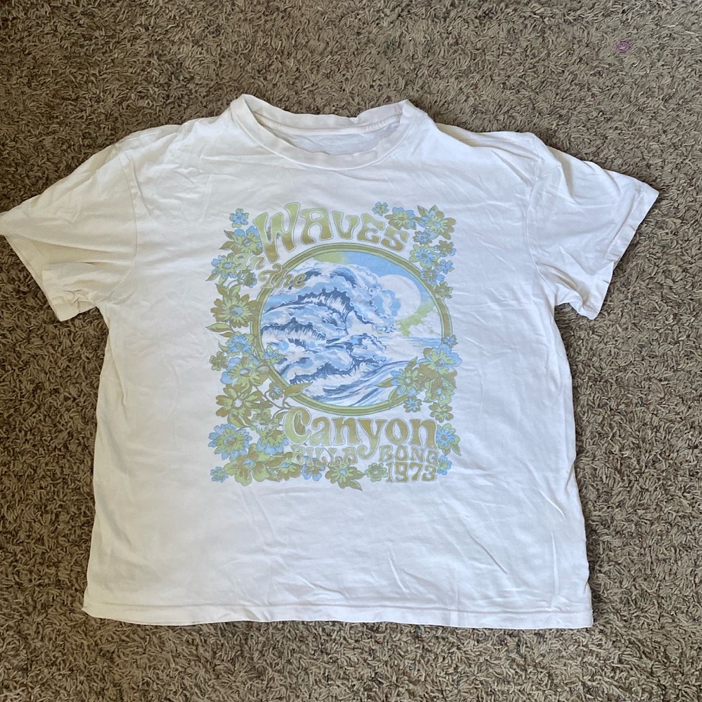COPY - Women’s billabong T-shirt